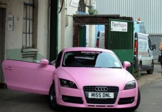 Audi TT Pink