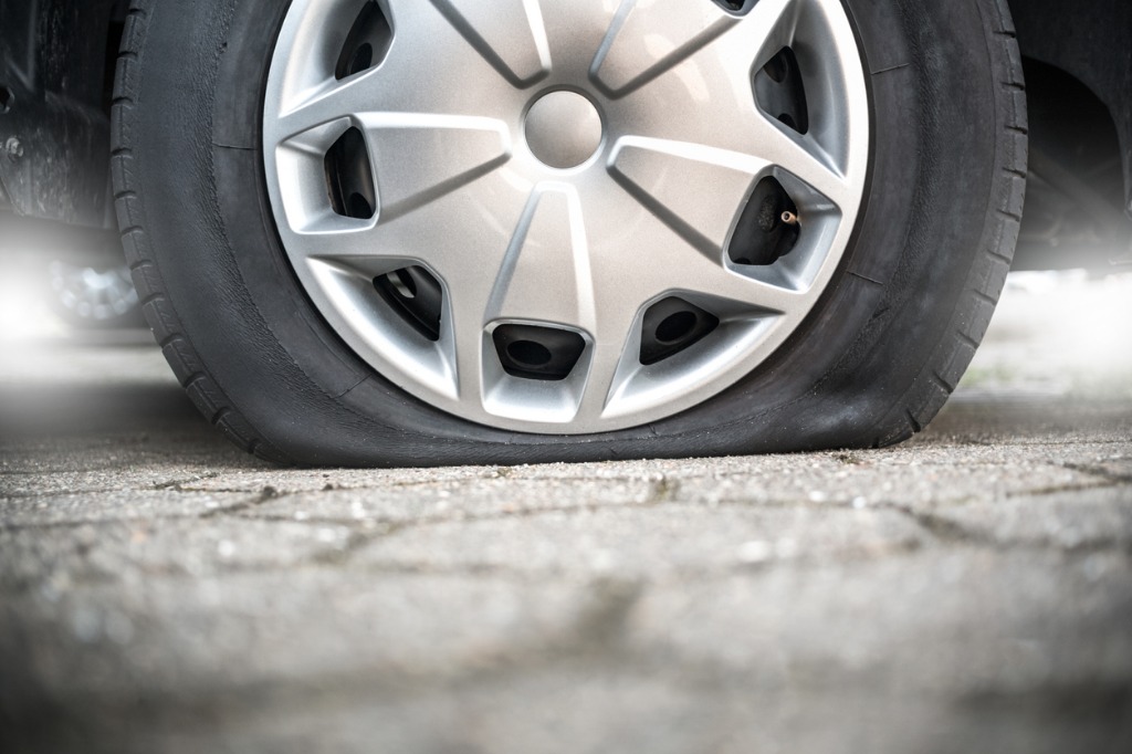 how long can you drive on a flat tire