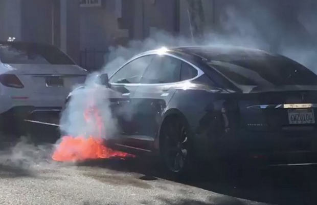 Actress Takes to Twitter with Tesla in Flames – Women on Wheels – Cars ...